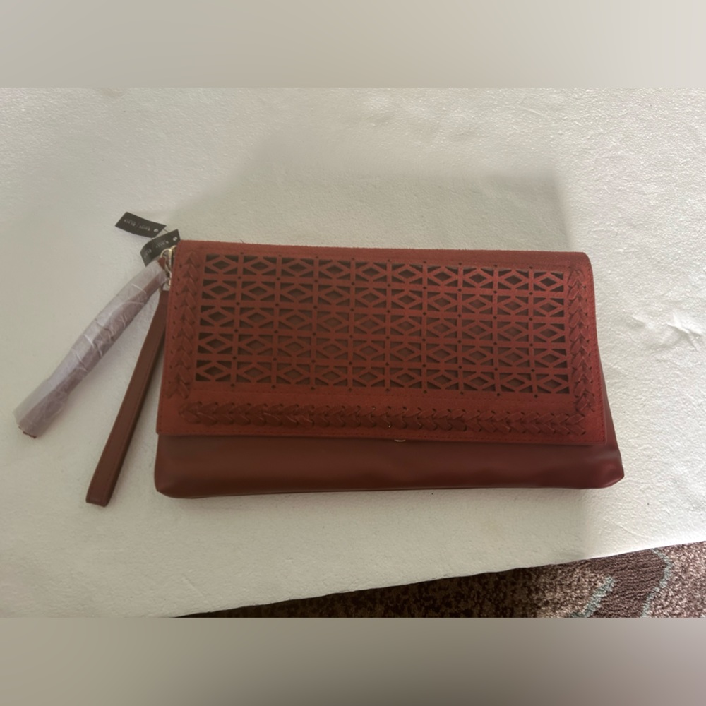 White House black market NWT rust wristlet purse lattice detail with duster bag - Picture 4 of 10